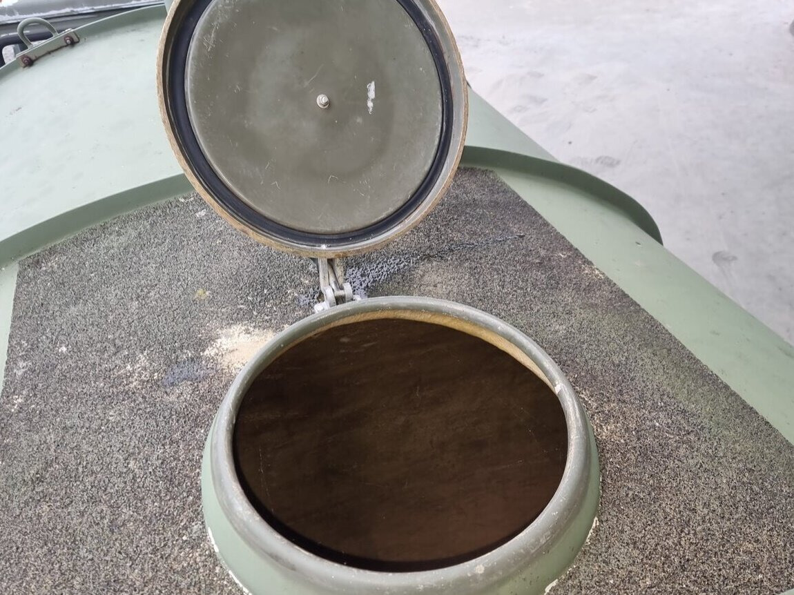 Лизинг на FF 95 E 18 WR 4x4 FF 95 E 18 WR 4x4, 6000l Wassertank FF 95 E 18 WR 4x4 FF 95 E 18 WR 4x4, 6000l Wassertank: снимка 15 Лизинг на FF 95 E 18 WR 4x4 FF 95 E 18 WR 4x4, 6000l Wassertank FF 95 E 18 WR 4x4 FF 95 E 18 WR 4x4, 6000l Wassertank: снимка 15