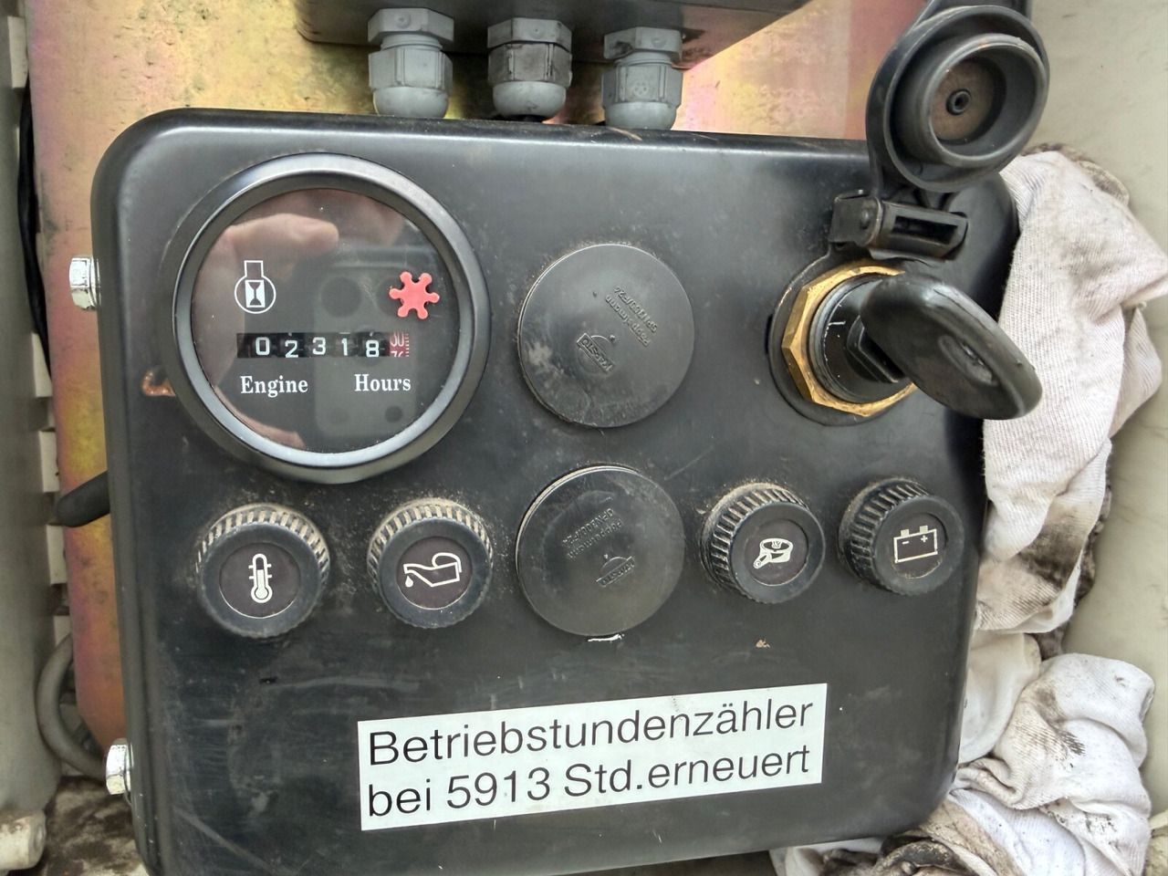 Faehndrich AG TKS-Z13 Asphaltkocher Faehndrich AG TKS-Z13 Asphaltkocher - Гудронатор: снимка 2 Faehndrich AG TKS-Z13 Asphaltkocher Faehndrich AG TKS-Z13 Asphaltkocher - Гудронатор: снимка 2