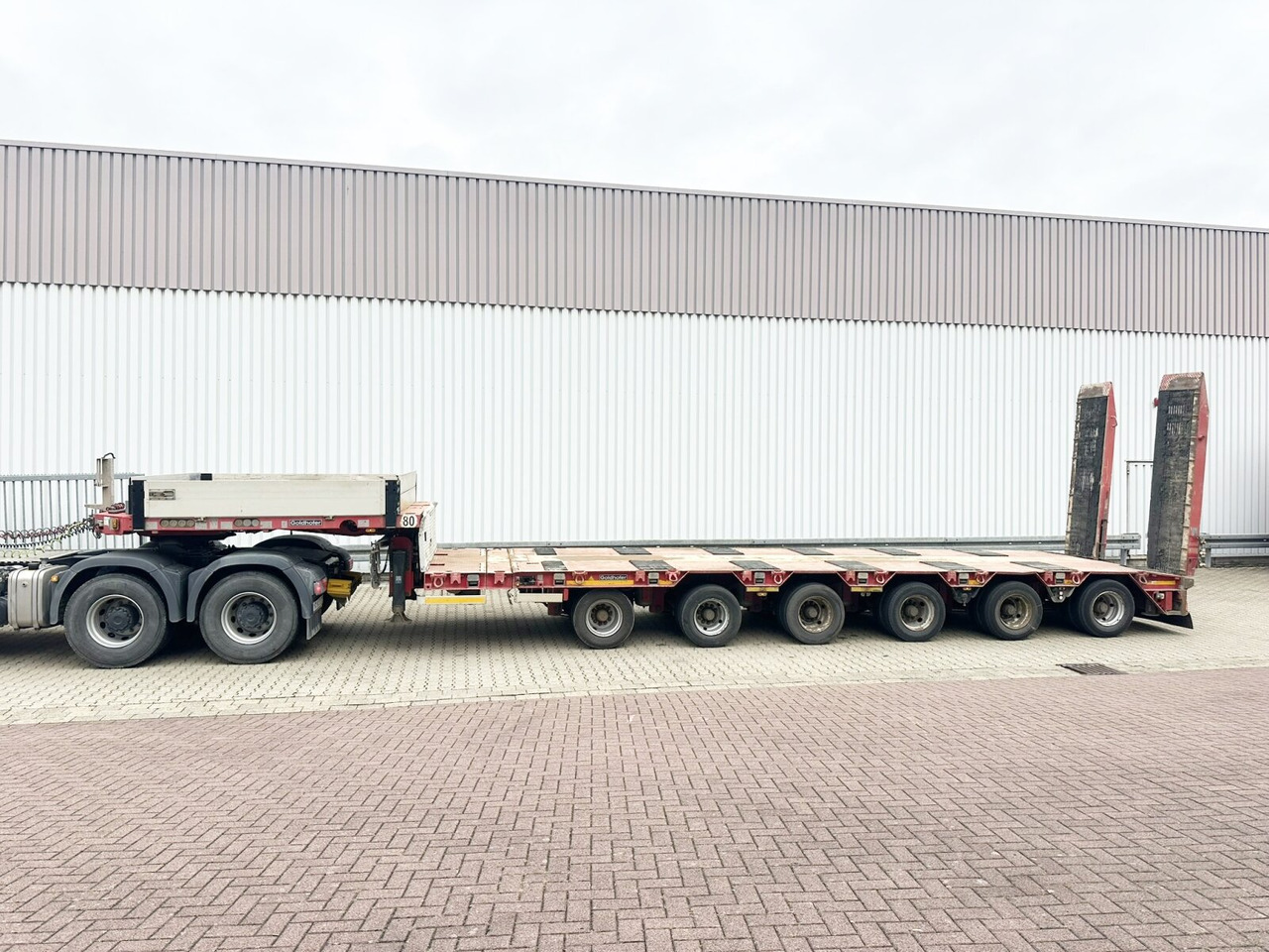 Goldhofer STZ L 6-67/80 A STZ-L 6-67/80 A, 6 Achsen, 86.000kg Ges.-Gew. - Нискорамна площадка полуремарке: снимка 3 Goldhofer STZ L 6-67/80 A STZ-L 6-67/80 A, 6 Achsen, 86.000kg Ges.-Gew. - Нискорамна площадка полуремарке: снимка 3