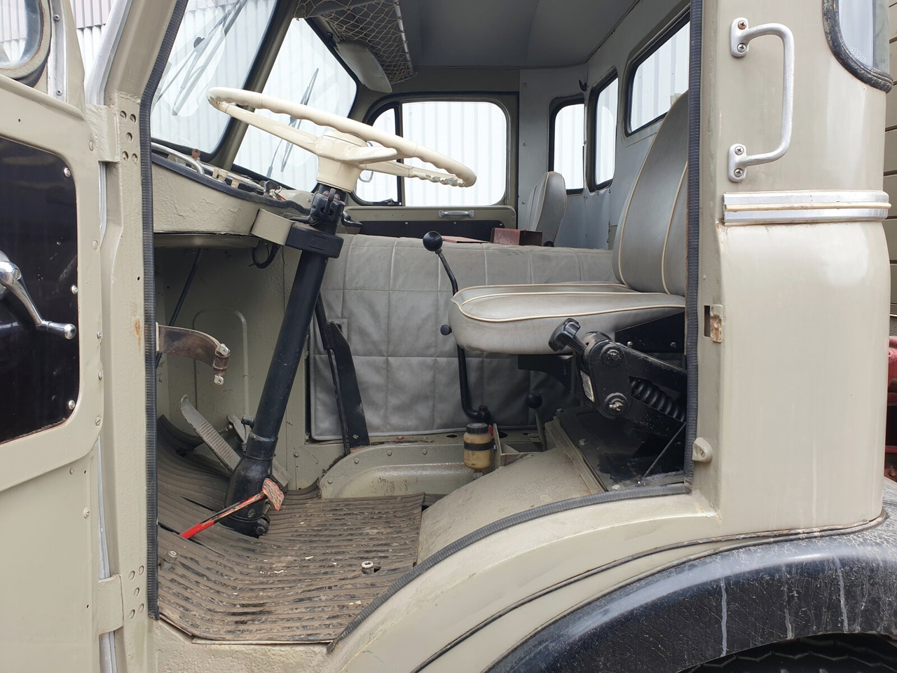 HENSCHEL HS 20 TS 6x4 HENSCHEL HS 20 TS 6x4 - Самосвал камион: снимка 5 HENSCHEL HS 20 TS 6x4 HENSCHEL HS 20 TS 6x4 - Самосвал камион: снимка 5