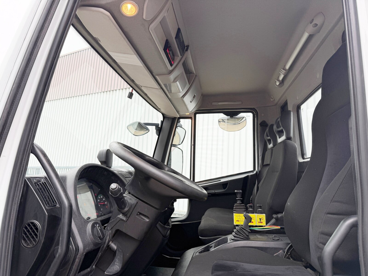 Iveco EuroCargo ML120E22 4x2 EuroCargo ML120E22 4x2, City-Abroller - Мултилифт с кука камион: снимка 2 Iveco EuroCargo ML120E22 4x2 EuroCargo ML120E22 4x2, City-Abroller - Мултилифт с кука камион: снимка 2