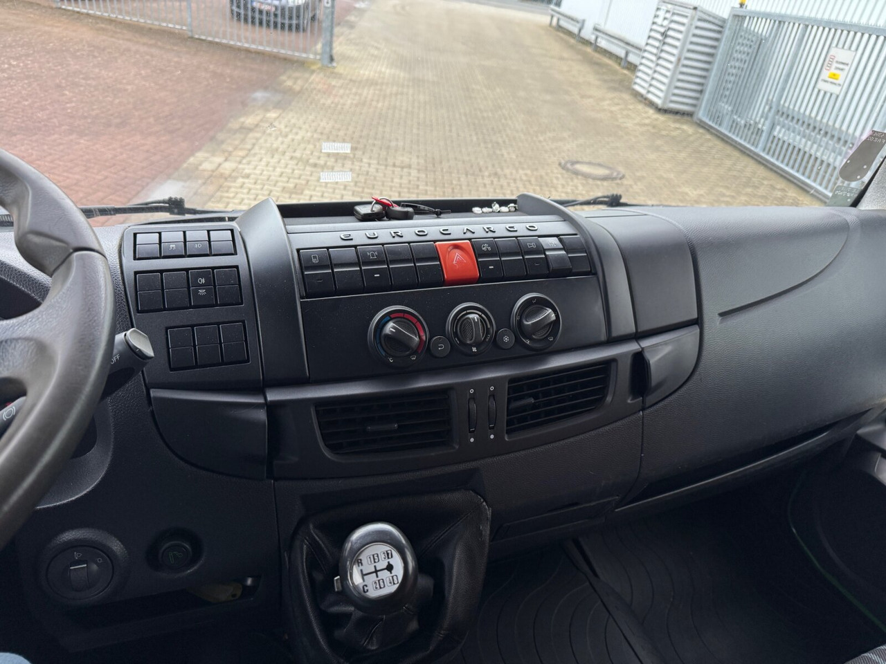 Iveco EuroCargo ML140E25 4x2 EuroCargo ML140E25 4x2, 2x AHK - Самосвал камион: снимка 4 Iveco EuroCargo ML140E25 4x2 EuroCargo ML140E25 4x2, 2x AHK - Самосвал камион: снимка 4