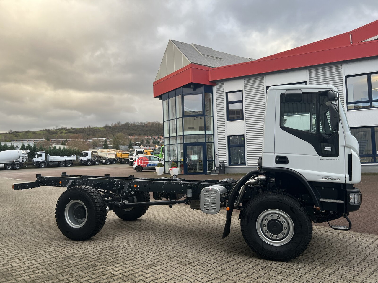 Нови Шаси кабина Iveco EuroCargo ML150E24 WS 4x4 EuroCargo ML150E24 WS 4x4, Euro3, mehrfach Vorhanden!: снимка 10