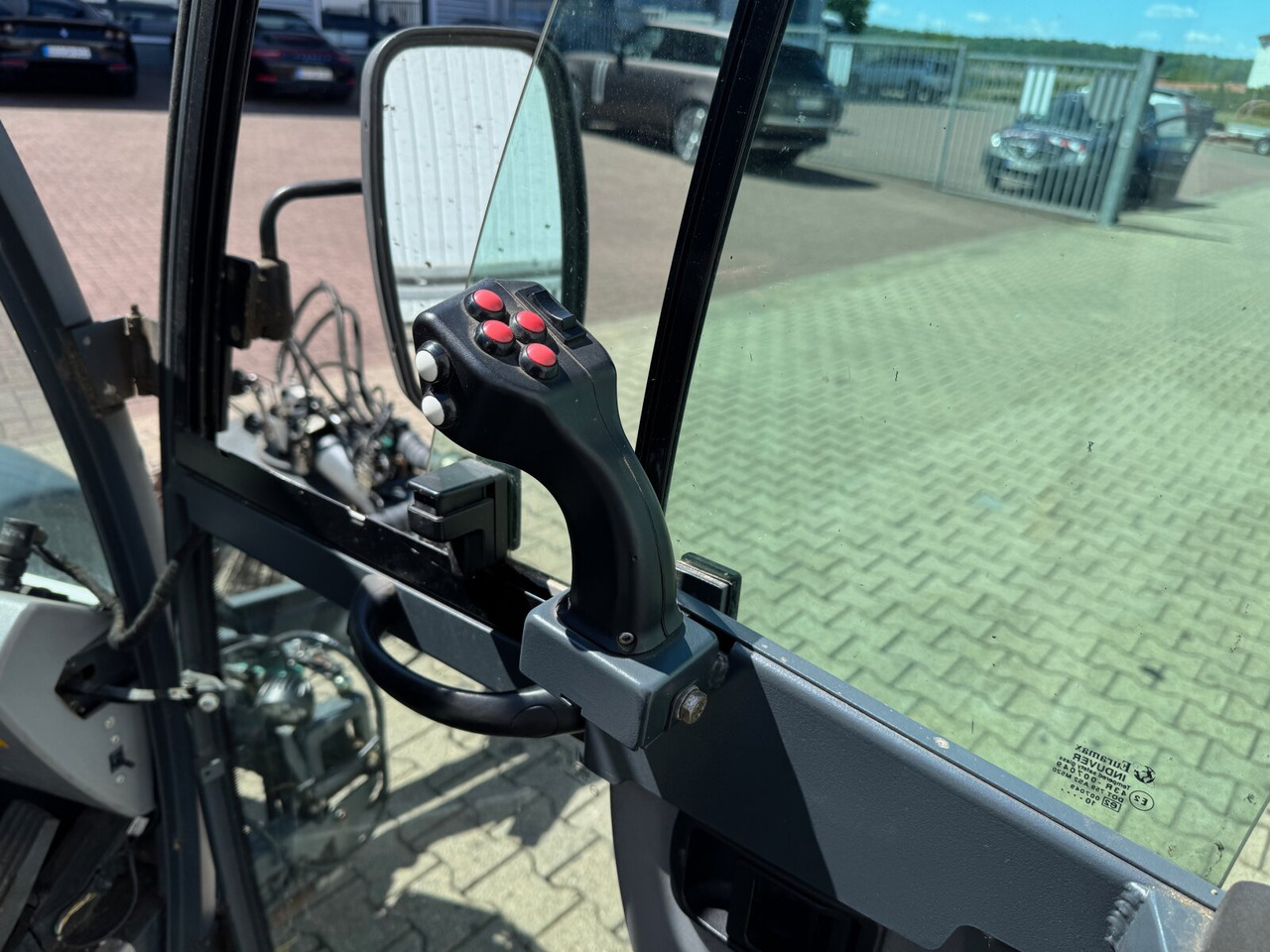 Hako Multicar Citymaster 2000 3B Kehrmaschine 4x2 Multicar Citymaster 2000 3B Kehrmaschine 4x2 - Камион: снимка 5 Hako Multicar Citymaster 2000 3B Kehrmaschine 4x2 Multicar Citymaster 2000 3B Kehrmaschine 4x2 - Камион: снимка 5