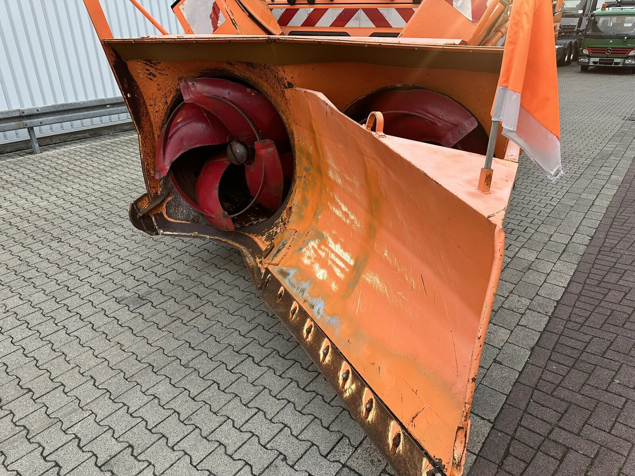 MAN 19.464 4x4 BB 19.464 4x4 BB, Schneefräse mit Separatmotor - Камион: снимка 4 MAN 19.464 4x4 BB 19.464 4x4 BB, Schneefräse mit Separatmotor - Камион: снимка 4