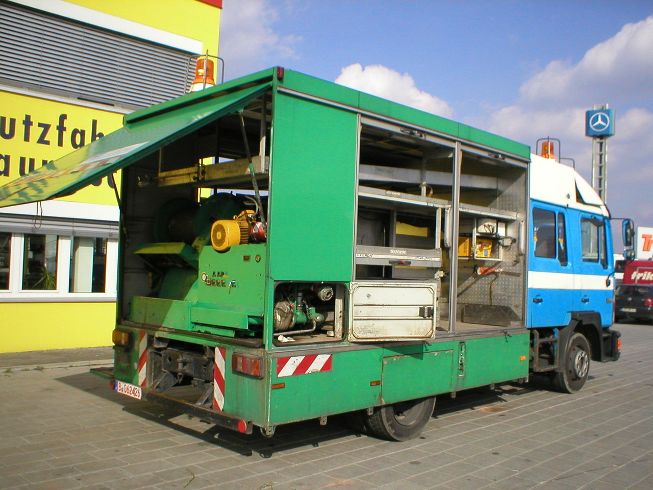 MAN M02 12.232 4x2 Spülwagen - Камион: снимка 3 MAN M02 12.232 4x2 Spülwagen - Камион: снимка 3