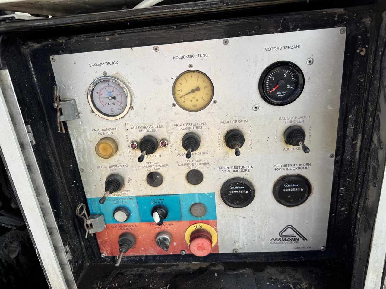 Камион MAN TGM 18.284 4x2 BL TGM 18.284 4x2 BL, Assmann Saug- und Spülwagen 9m³: снимка 12