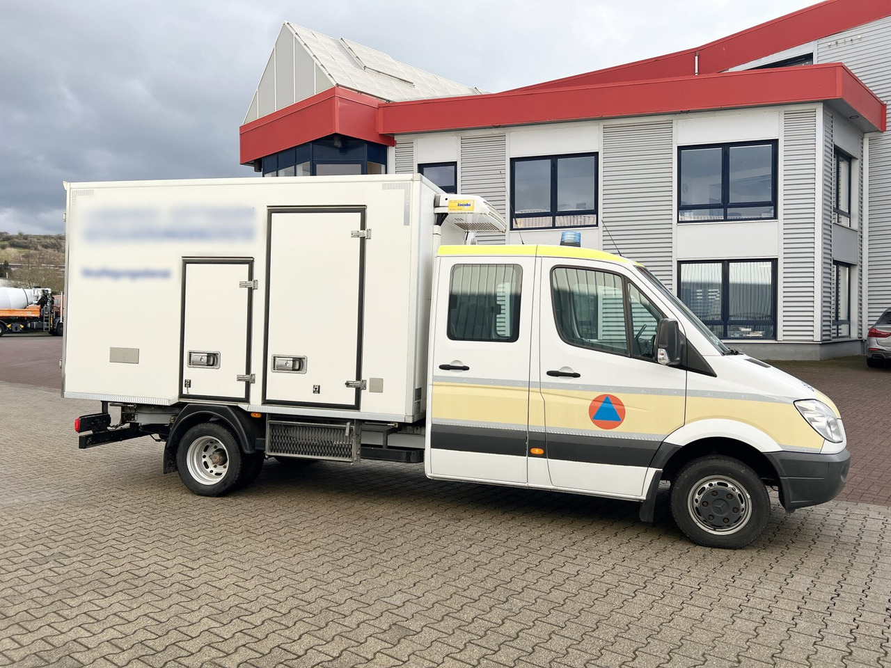 Камион Mercedes-Benz Sprinter 515 4x2 Doka Sprinter 515 4x2 Doka, Kühlkoffer: снимка 8