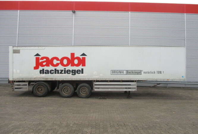 Kögel SAnh SF 24 SF 24 Kofferauflieger, gelenkte Achse, Rolltor, 77 cbm - Затворена каросерия полуремарке: снимка 5 Kögel SAnh SF 24 SF 24 Kofferauflieger, gelenkte Achse, Rolltor, 77 cbm - Затворена каросерия полуремарке: снимка 5