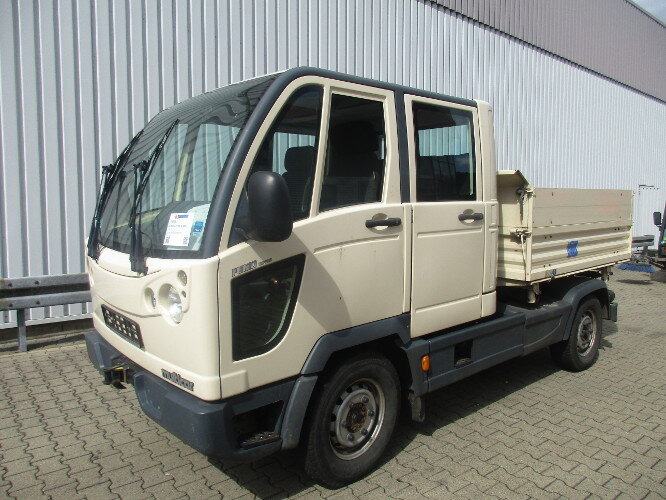 M 30 FUMO 4x4 DOKA M30 Fumo 4x4 Doka Kipper - Самосвал камион: снимка 1 M 30 FUMO 4x4 DOKA M30 Fumo 4x4 Doka Kipper - Самосвал камион: снимка 1