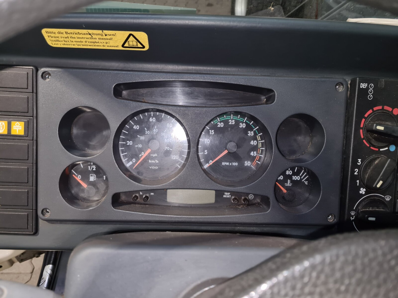 M 30 FUMO 4x4 DOKA M30 Fumo 4x4 Doka Kipper - Самосвал камион: снимка 2 M 30 FUMO 4x4 DOKA M30 Fumo 4x4 Doka Kipper - Самосвал камион: снимка 2