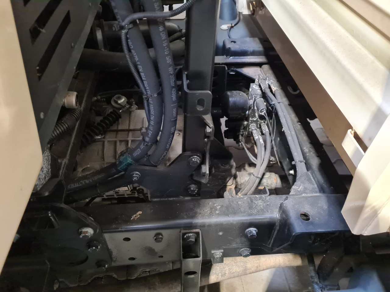 M 30 FUMO 4x4 DOKA M30 Fumo 4x4 Doka Kipper - Самосвал камион: снимка 5 M 30 FUMO 4x4 DOKA M30 Fumo 4x4 Doka Kipper - Самосвал камион: снимка 5