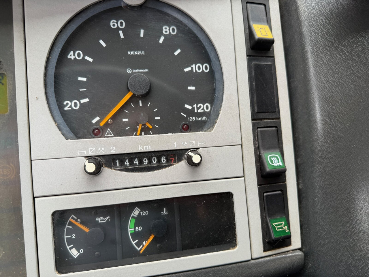 MAN 14.225 LAK 4x4 BB 14.225 LAK 4x4 BB, Winterdienstausstattung - Самосвал камион: снимка 4 MAN 14.225 LAK 4x4 BB 14.225 LAK 4x4 BB, Winterdienstausstattung - Самосвал камион: снимка 4