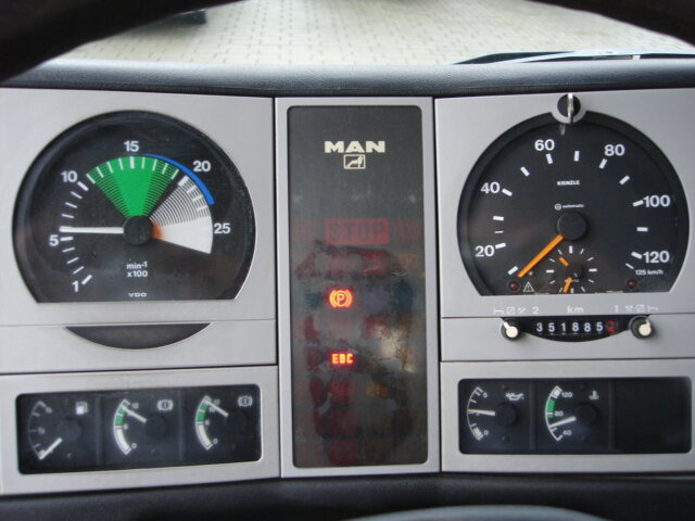 Лизинг на MAN E69 26.403 26.403 6x2, Marrell 26.70, AHK MAN E69 26.403 26.403 6x2, Marrell 26.70, AHK: снимка 11