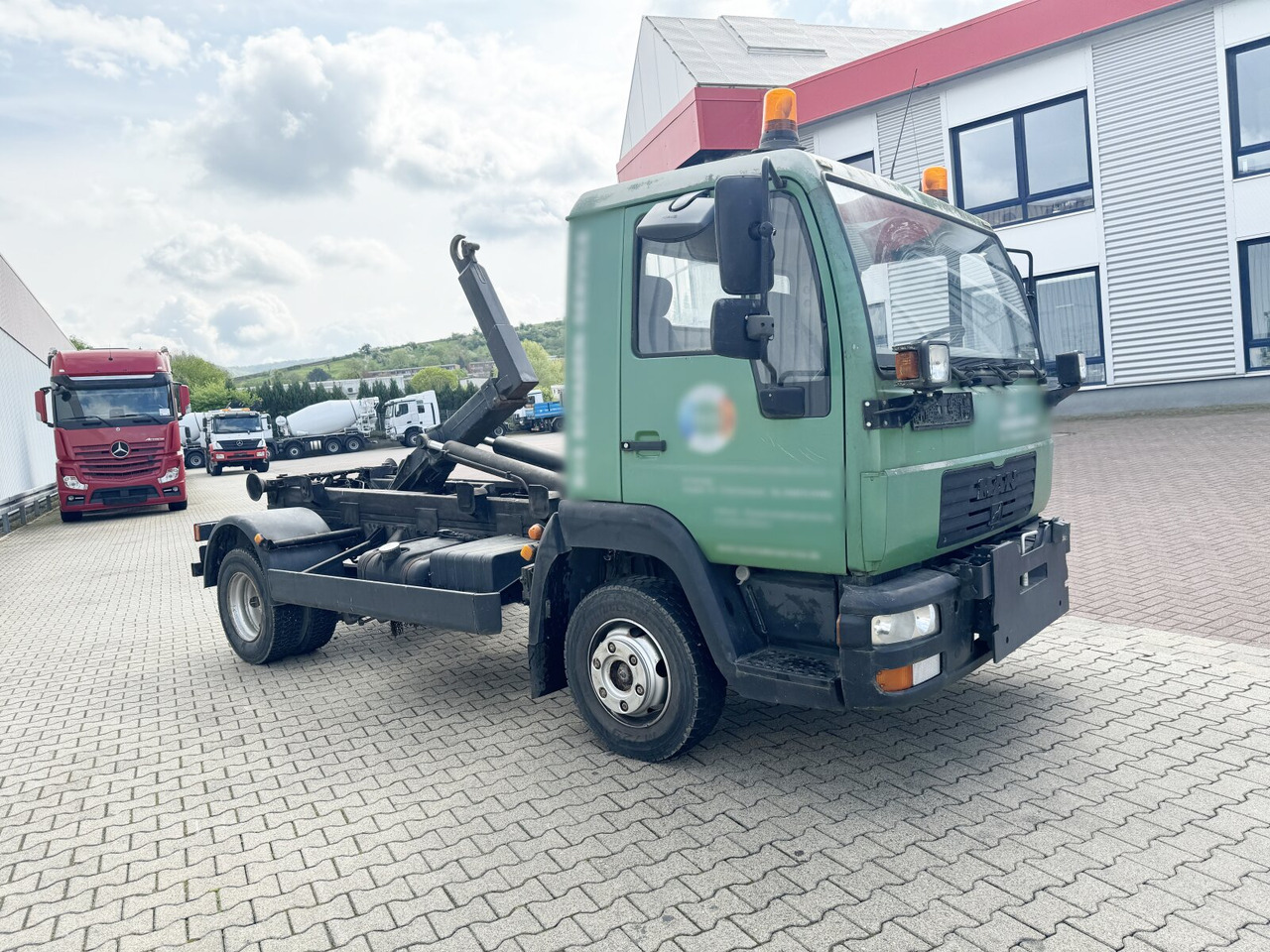 Мултилифт с кука камион MAN LE 8.150 4x2 BB LE 8.150 4x2 BB, City-Abroller, Winterdienstausstattung: снимка 10