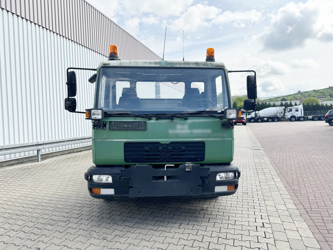 Мултилифт с кука камион MAN LE 8.150 4x2 BB LE 8.150 4x2 BB, City-Abroller, Winterdienstausstattung: снимка 9