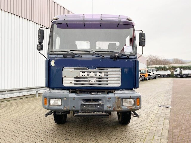 MAN T40 26.364/414 6x4, 6-Zylinder T40 26.364/414 6x4, 6-Zylinder - Шаси кабина: снимка 4 MAN T40 26.364/414 6x4, 6-Zylinder T40 26.364/414 6x4, 6-Zylinder - Шаси кабина: снимка 4