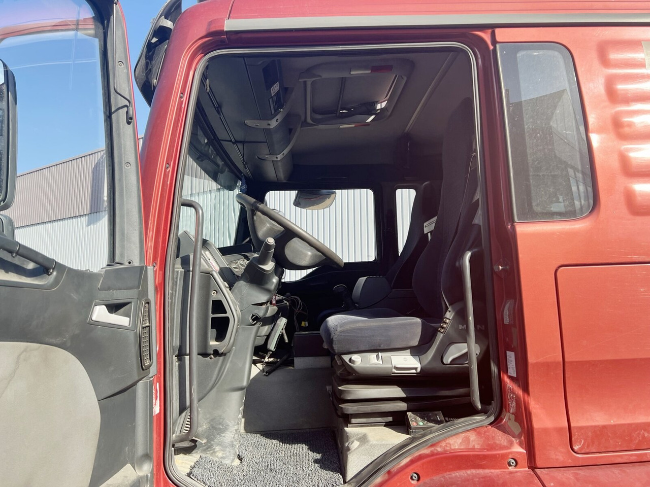 MAN TGA 25.530 8x4-4 BL, Lift-/Lenkachse TGA 25.530 8x4-4 BL, Lift-/Lenkachse - Мултилифт с кука камион: снимка 5 MAN TGA 25.530 8x4-4 BL, Lift-/Lenkachse TGA 25.530 8x4-4 BL, Lift-/Lenkachse - Мултилифт с кука камион: снимка 5