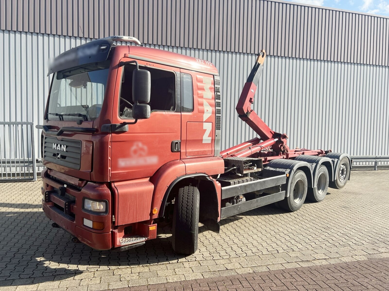 MAN TGA 25.530 8x4-4 BL, Lift-/Lenkachse TGA 25.530 8x4-4 BL, Lift-/Lenkachse - Мултилифт с кука камион: снимка 1 MAN TGA 25.530 8x4-4 BL, Lift-/Lenkachse TGA 25.530 8x4-4 BL, Lift-/Lenkachse - Мултилифт с кука камион: снимка 1