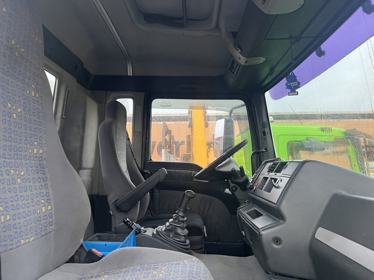 MAN TGA 26.360 6X2/4 BL TGA 26.360 6X2/4 BL, Vorlauf Lenk-Liftachse - Мултилифт за контейнери камион: снимка 4 MAN TGA 26.360 6X2/4 BL TGA 26.360 6X2/4 BL, Vorlauf Lenk-Liftachse - Мултилифт за контейнери камион: снимка 4
