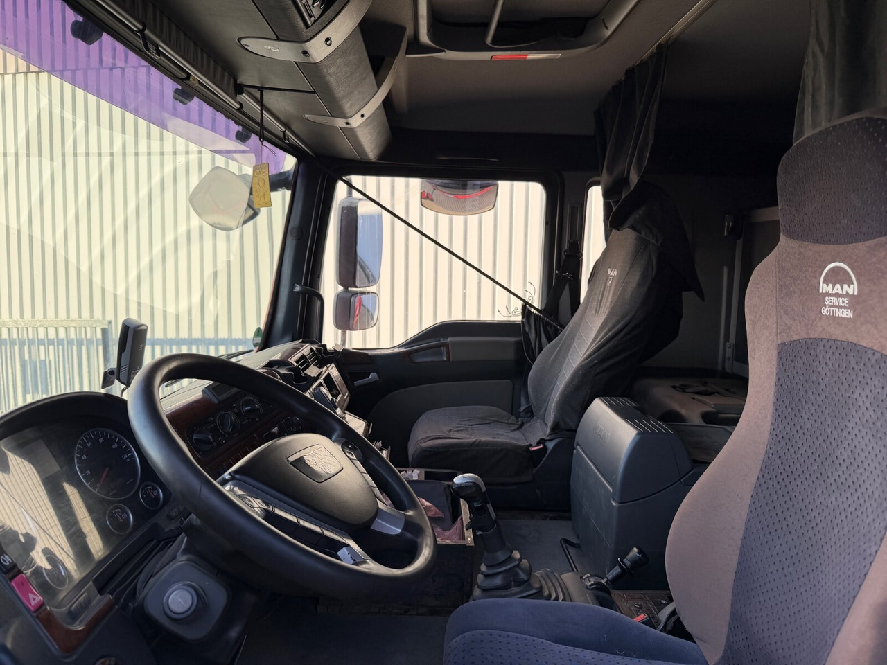 MAN TGA 26.480 6X6H BL TGA 26.480 6X6H BL, HydroDrive, Intarder, Wechselsystem (Sattelplatte) - Самосвал камион: снимка 5 MAN TGA 26.480 6X6H BL TGA 26.480 6X6H BL, HydroDrive, Intarder, Wechselsystem (Sattelplatte) - Самосвал камион: снимка 5