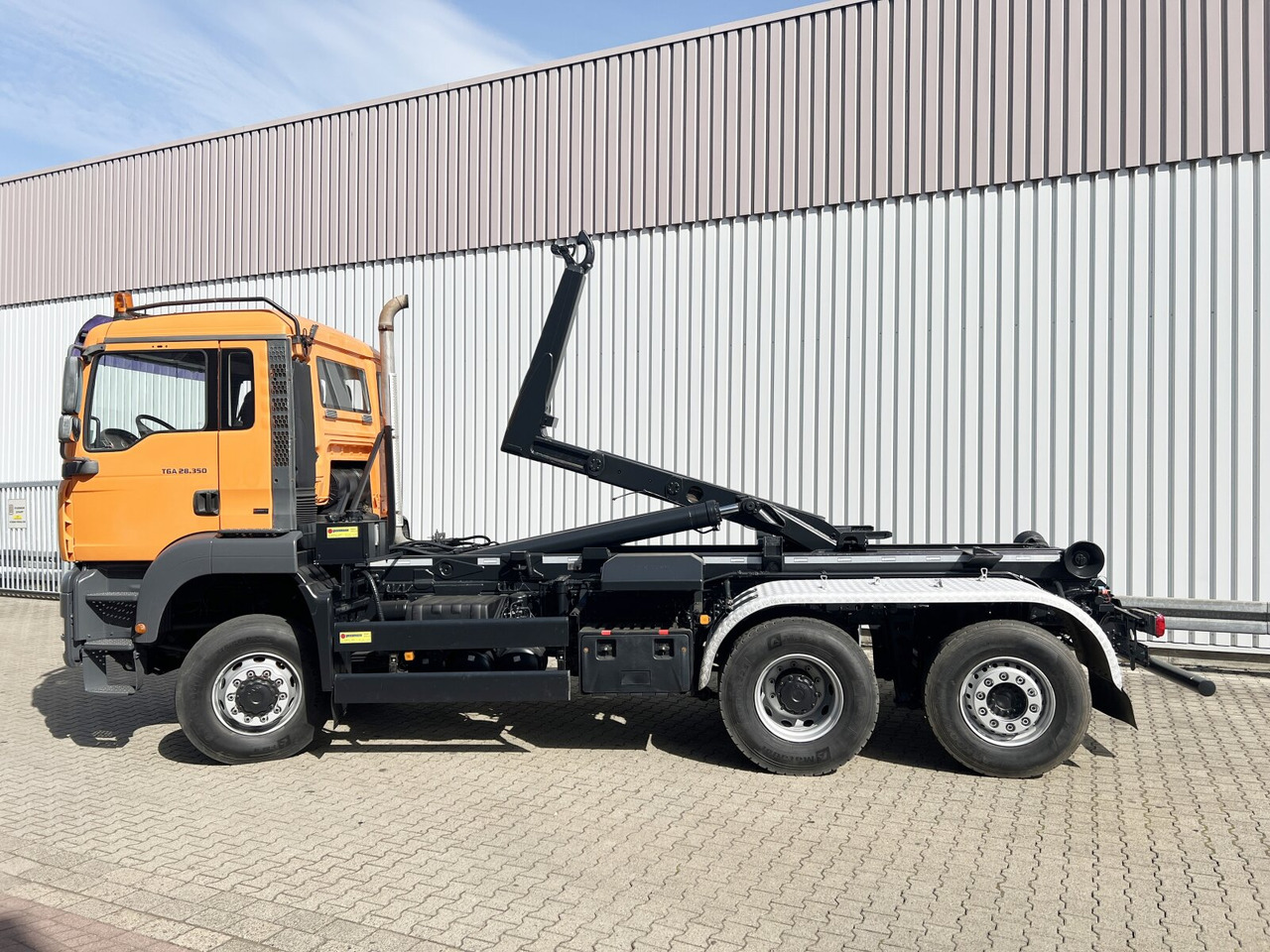 Мултилифт с кука камион MAN TGA 28.350 6X4-4 BL TGA 28.350 6X4-4 BL, Lift-/Lenkachse, Meiller: снимка 11