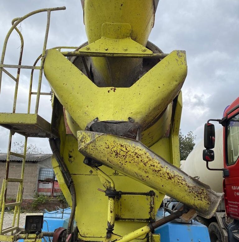Бетоновоз MAN TGA 35.410 8x4 BB TGA 35.410 8x4 BB, Betonmischer Karrena 10m³: снимка 12