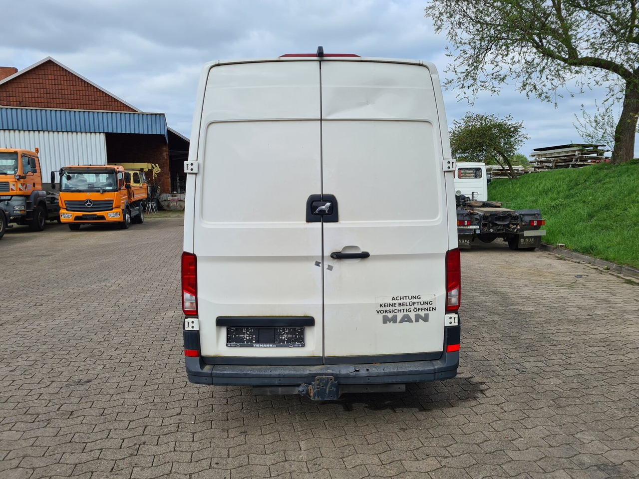 Лизинг на MAN TGE 3.140 4x2 SB TGE 3.140 4x2 SB, hoch + lang MAN TGE 3.140 4x2 SB TGE 3.140 4x2 SB, hoch + lang: снимка 9