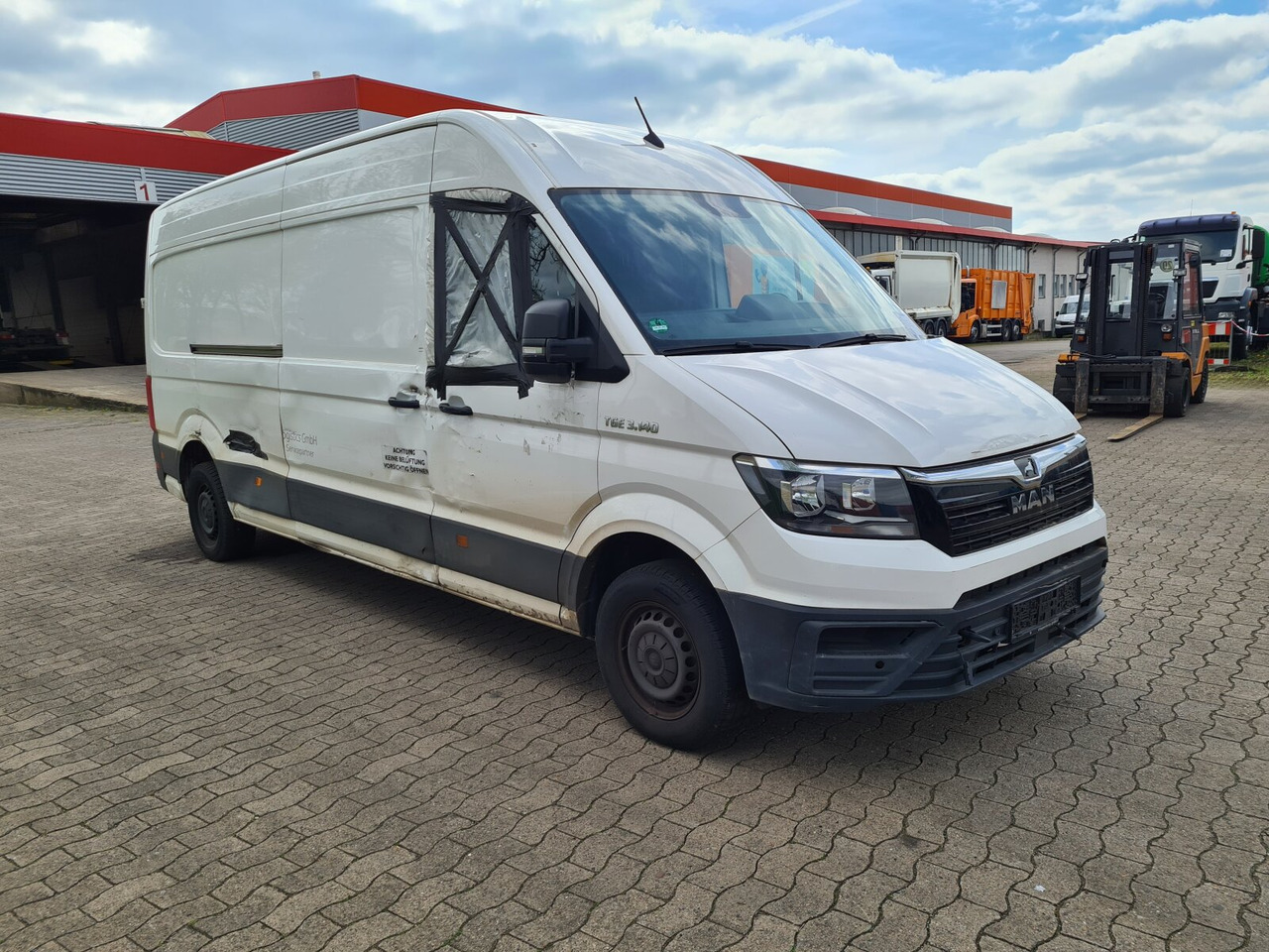 Лизинг на MAN TGE 3.140 4x2 SB TGE 3.140 4x2 SB, hoch + lang MAN TGE 3.140 4x2 SB TGE 3.140 4x2 SB, hoch + lang: снимка 12