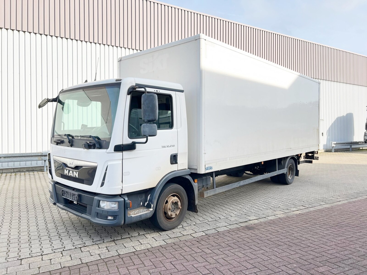 MAN TGL 12.250/340 4X2 BL TGL 12.250/340 4X2 BL mit Dhollandia LBW, 42 cbm - Камион фургон: снимка 1 MAN TGL 12.250/340 4X2 BL TGL 12.250/340 4X2 BL mit Dhollandia LBW, 42 cbm - Камион фургон: снимка 1
