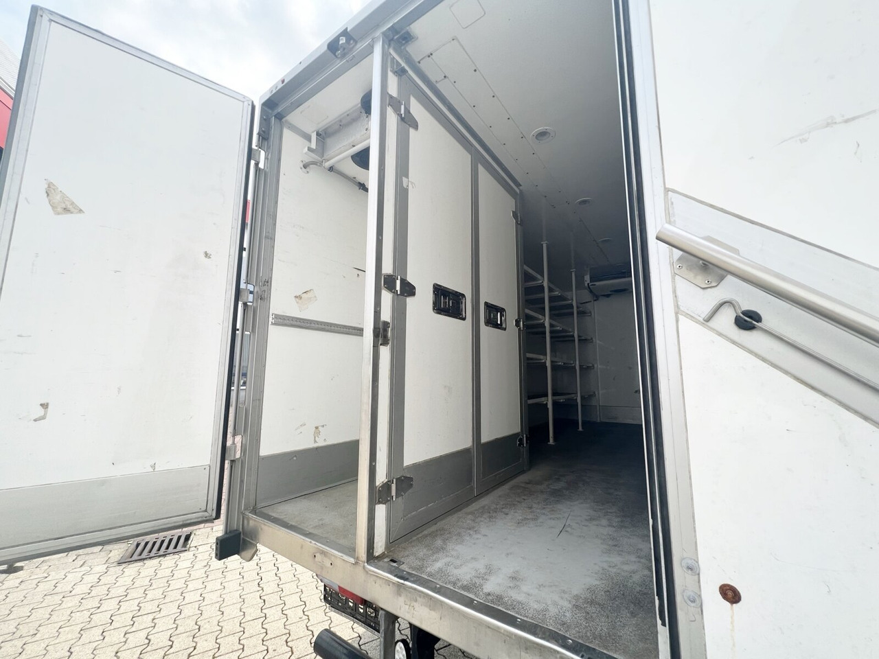 MAN TGL 8.180 4x2 BL TGL 8.180 4x2 BL, Kühlkoffer, Carrier Supra 850Mi - Рефрижератор камион: снимка 5 MAN TGL 8.180 4x2 BL TGL 8.180 4x2 BL, Kühlkoffer, Carrier Supra 850Mi - Рефрижератор камион: снимка 5