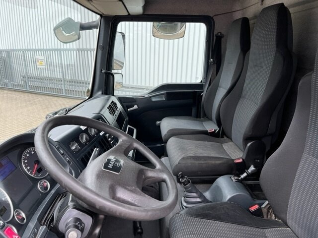 MAN TGL 8.180 4x2 BL TGL 8.180 4x2 BL mit MBB LBW - Камион фургон: снимка 3 MAN TGL 8.180 4x2 BL TGL 8.180 4x2 BL mit MBB LBW - Камион фургон: снимка 3