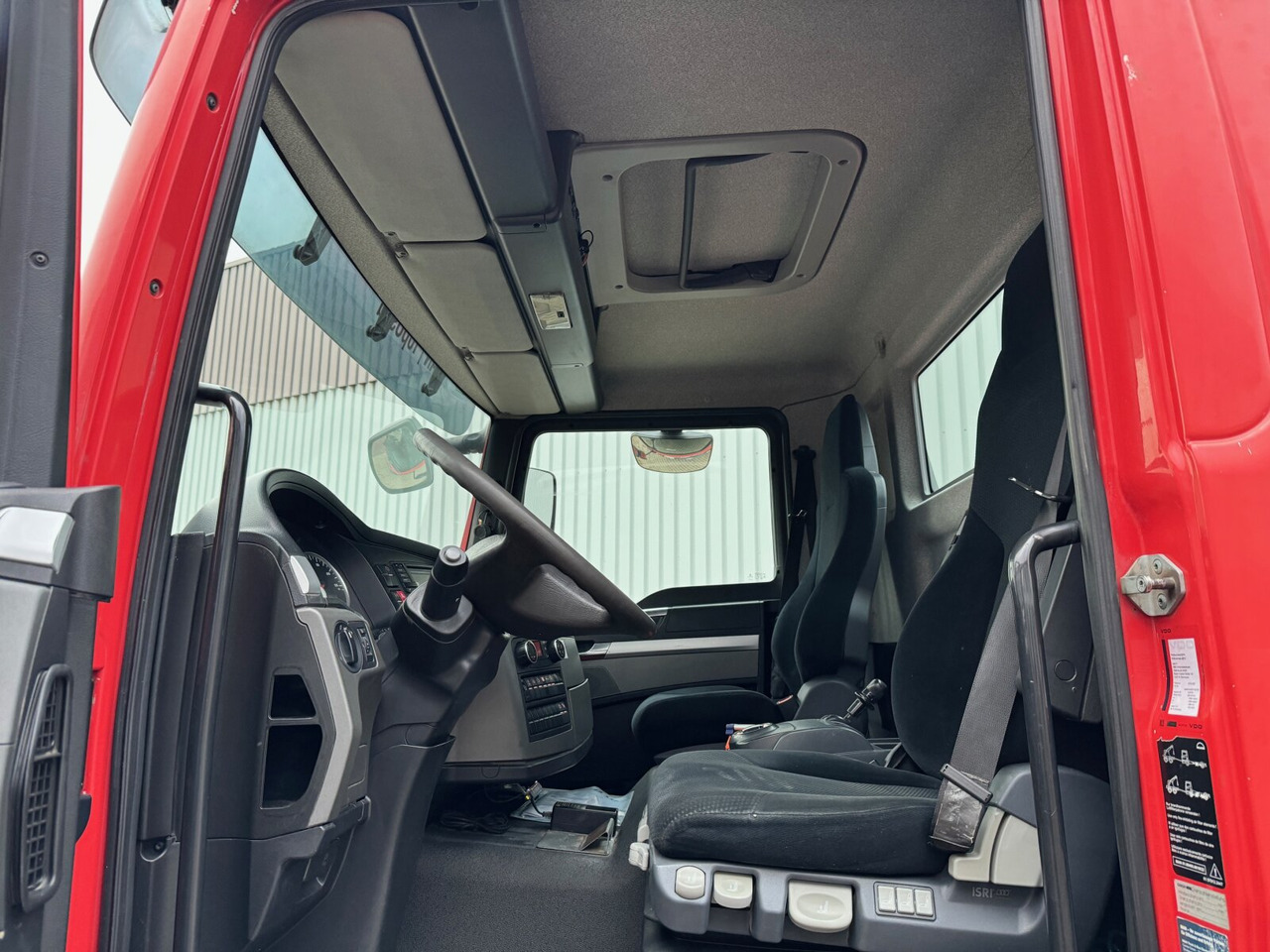 MAN TGM 15/16.290 4X2 BL TGM 15/16.290 4X2 BL, Tele-Absetzer, Funk - Мултилифт за контейнери камион: снимка 2 MAN TGM 15/16.290 4X2 BL TGM 15/16.290 4X2 BL, Tele-Absetzer, Funk - Мултилифт за контейнери камион: снимка 2