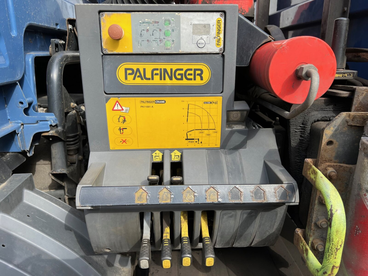 MAN TGM 15.250/340 4X2 BL TGM 15.250/340 4X2 BL mit Kran Palfinger PK 11001 - Камион с кран, Бордови камион: снимка 2 MAN TGM 15.250/340 4X2 BL TGM 15.250/340 4X2 BL mit Kran Palfinger PK 11001 - Камион с кран, Бордови камион: снимка 2