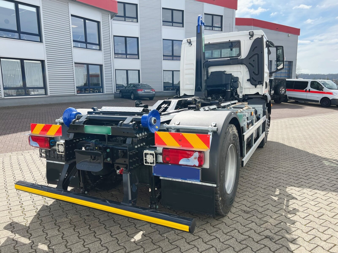 Нови Мултилифт с кука камион MAN TGM 18.250/340 4x2 BL CH TGM 18.250/340 4x2 BL CH, Funk, 2x VORHANDEN: снимка 10