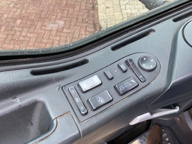 MAN TGM 18.280 4x2 BL Doka TGM 18.280 4x2 BL Doka - Шаси кабина: снимка 4 MAN TGM 18.280 4x2 BL Doka TGM 18.280 4x2 BL Doka - Шаси кабина: снимка 4