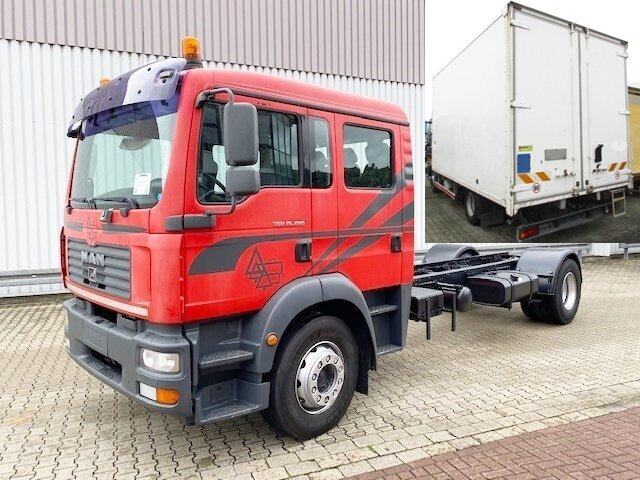 MAN TGM 18.280 4x2 BL Doka TGM 18.280 4x2 BL Doka - Шаси кабина: снимка 1 MAN TGM 18.280 4x2 BL Doka TGM 18.280 4x2 BL Doka - Шаси кабина: снимка 1