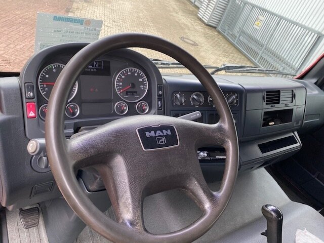 Лизинг на MAN TGM 18.280 4x2 BL Doka TGM 18.280 4x2 BL Doka MAN TGM 18.280 4x2 BL Doka TGM 18.280 4x2 BL Doka: снимка 11