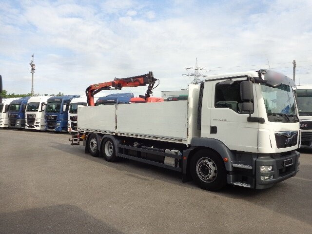 MAN TGM 26.340 6x2-4 LL TGM 26.340 6x2-4 LL,Lenk-Liftachse, Heckkran, Palfinger PK 11.001, faltbar, - Камион с кран, Бордови камион: снимка 4 MAN TGM 26.340 6x2-4 LL TGM 26.340 6x2-4 LL,Lenk-Liftachse, Heckkran, Palfinger PK 11.001, faltbar, - Камион с кран, Бордови камион: снимка 4