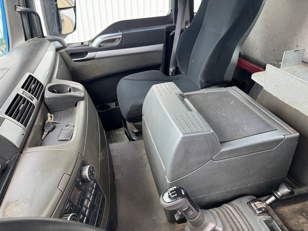 MAN TGS 26.400 6x2-4 BL TGS 26.400 6x2-4 BL, Lenk-/Liftachse, Schub-Knick - Мултилифт с кука камион: снимка 4 MAN TGS 26.400 6x2-4 BL TGS 26.400 6x2-4 BL, Lenk-/Liftachse, Schub-Knick - Мултилифт с кука камион: снимка 4