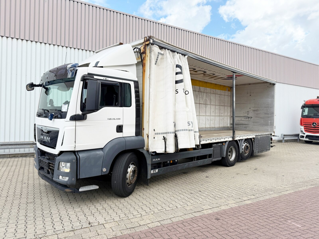 MAN TGS 26.400 6x2-4 LL TGS 26.400 6x2-4 LL, Lenk-/Lift, Hubdach - Бордови камион, Камион с кран: снимка 1 MAN TGS 26.400 6x2-4 LL TGS 26.400 6x2-4 LL, Lenk-/Lift, Hubdach - Бордови камион, Камион с кран: снимка 1