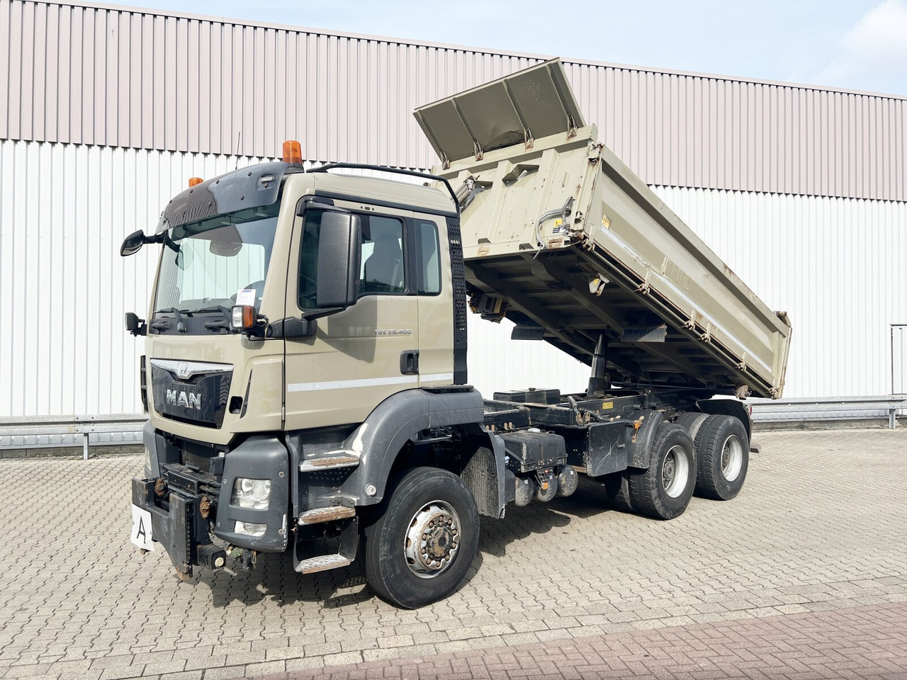 MAN TGS 26.400 6x6 BL TGS 26.400 6x6 BL, Winterdienstausstattung - Самосвал камион: снимка 1 MAN TGS 26.400 6x6 BL TGS 26.400 6x6 BL, Winterdienstausstattung - Самосвал камион: снимка 1