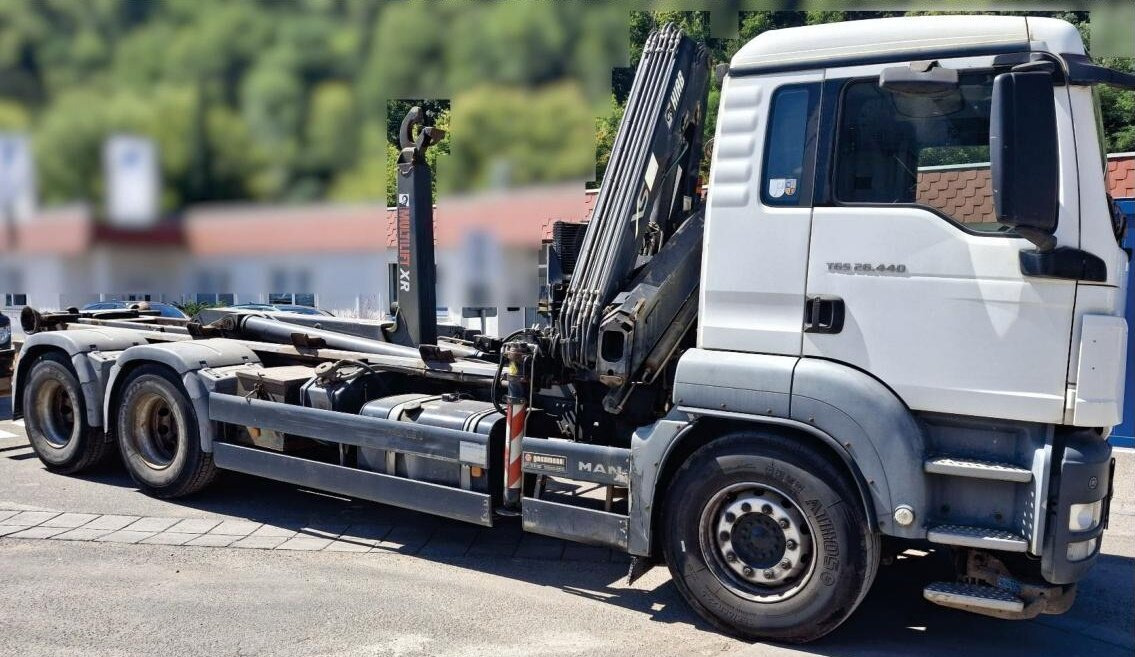 MAN TGS 26.440 BB 6x4 TGS 26.440 BB/6x4 Hiab Kran 166 BS-2-Hiduo, Multilift XR 21 S 59 Abrollanlage - Мултилифт с кука камион, Камион с кран: снимка 1 MAN TGS 26.440 BB 6x4 TGS 26.440 BB/6x4 Hiab Kran 166 BS-2-Hiduo, Multilift XR 21 S 59 Abrollanlage - Мултилифт с кука камион, Камион с кран: снимка 1