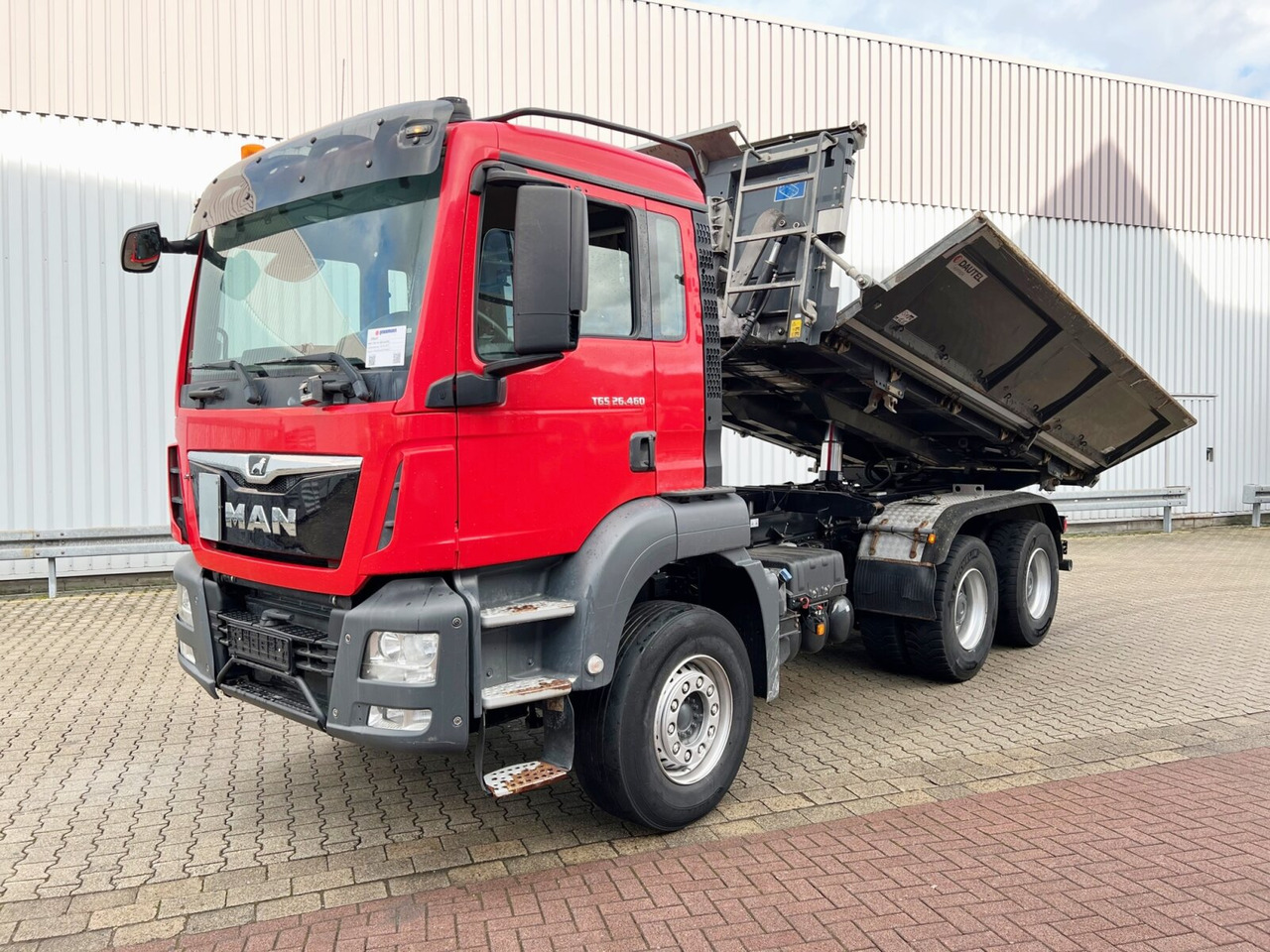 MAN TGS 26.460 6x4 BB TGS 26.460 6x4 BB, Intarder, Bordmatik - Самосвал камион: снимка 1 MAN TGS 26.460 6x4 BB TGS 26.460 6x4 BB, Intarder, Bordmatik - Самосвал камион: снимка 1