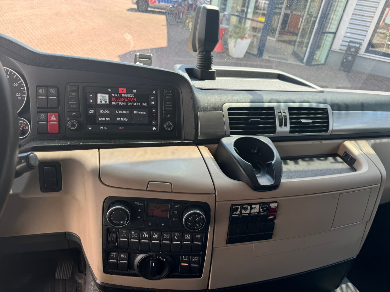 Камион за дърва, Камион с кран MAN TGS 26.500 6X4H-4 BL TGS 26.500 6X4H-4 BL, PriTarder, HydroDrive, Lenk-/Lift, Heckkran Epsilon M130Z83: снимка 6 Камион за дърва, Камион с кран MAN TGS 26.500 6X4H-4 BL TGS 26.500 6X4H-4 BL, PriTarder, HydroDrive, Lenk-/Lift, Heckkran Epsilon M130Z83: снимка 6