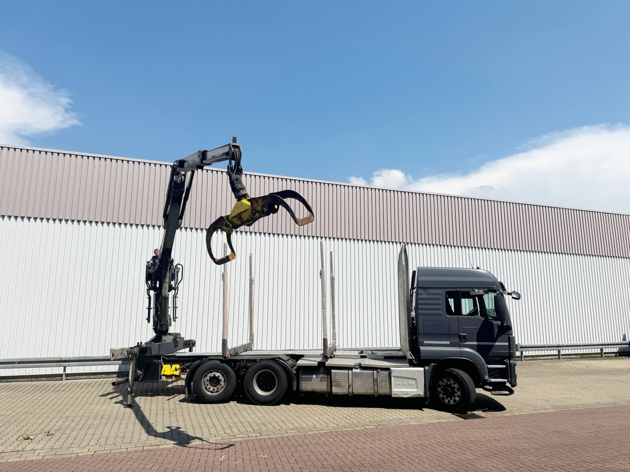 Камион за дърва, Камион с кран MAN TGS 26.500 6X4H-4 BL TGS 26.500 6X4H-4 BL, PriTarder, HydroDrive, Lenk-/Lift, Heckkran Epsilon M130Z83: снимка 13 Камион за дърва, Камион с кран MAN TGS 26.500 6X4H-4 BL TGS 26.500 6X4H-4 BL, PriTarder, HydroDrive, Lenk-/Lift, Heckkran Epsilon M130Z83: снимка 13