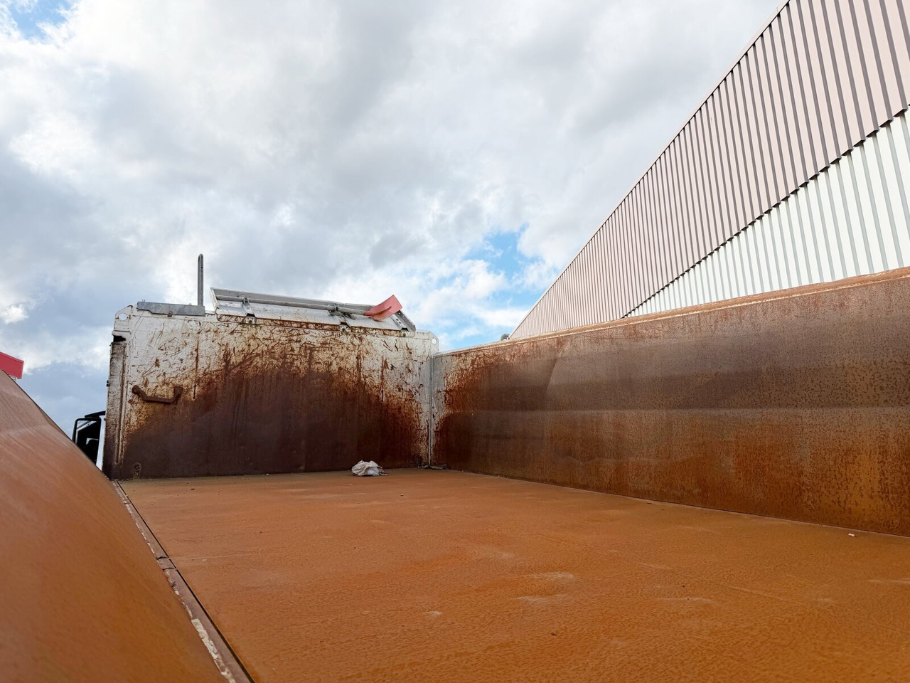 MAN TGS 26.540 6x4 BL TGS 26.540 6x4 BL, Intarder, Bordmatik - Самосвал камион: снимка 2 MAN TGS 26.540 6x4 BL TGS 26.540 6x4 BL, Intarder, Bordmatik - Самосвал камион: снимка 2