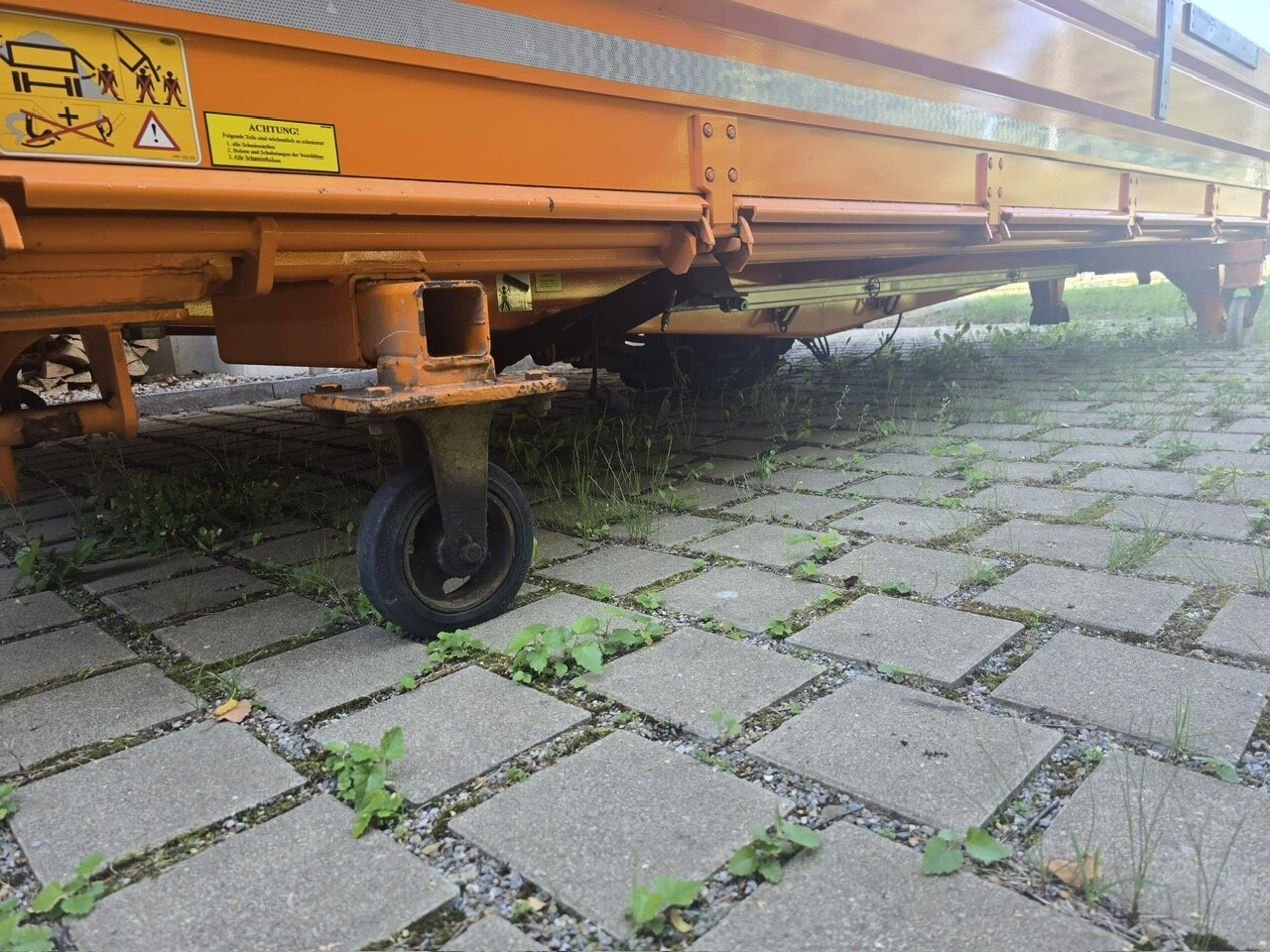 MAN TGS 28.400 6x4-4 BL TGS 28.400 6x4-4 BL, EEV, Lenk-/Liftachse, Wechselsystem - Самосвал камион: снимка 4 MAN TGS 28.400 6x4-4 BL TGS 28.400 6x4-4 BL, EEV, Lenk-/Liftachse, Wechselsystem - Самосвал камион: снимка 4
