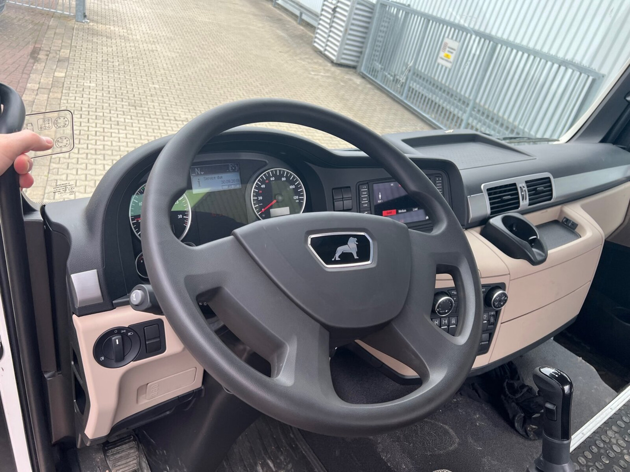 MAN TGS 33.360 6x4 BB TGS 33.360 6x4 BB, Häckslerkabine, NMV Nebenantrieb - Шаси кабина: снимка 3 MAN TGS 33.360 6x4 BB TGS 33.360 6x4 BB, Häckslerkabine, NMV Nebenantrieb - Шаси кабина: снимка 3