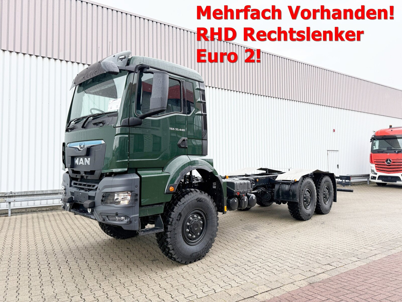 MAN TGS 33.440 6x6 BB CH RHD TGS 33.440 6x6 BB CH RHD, Euro2, Rechtslenker, Einzelbereifung - Шаси кабина: снимка 1 MAN TGS 33.440 6x6 BB CH RHD TGS 33.440 6x6 BB CH RHD, Euro2, Rechtslenker, Einzelbereifung - Шаси кабина: снимка 1